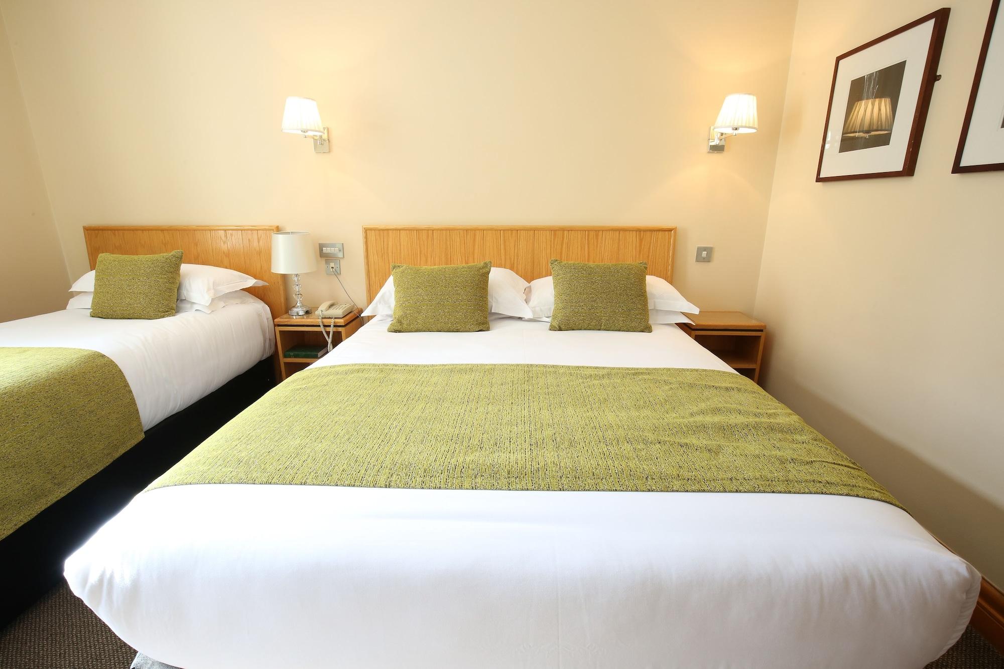 Tullamore Court Hotel Esterno foto