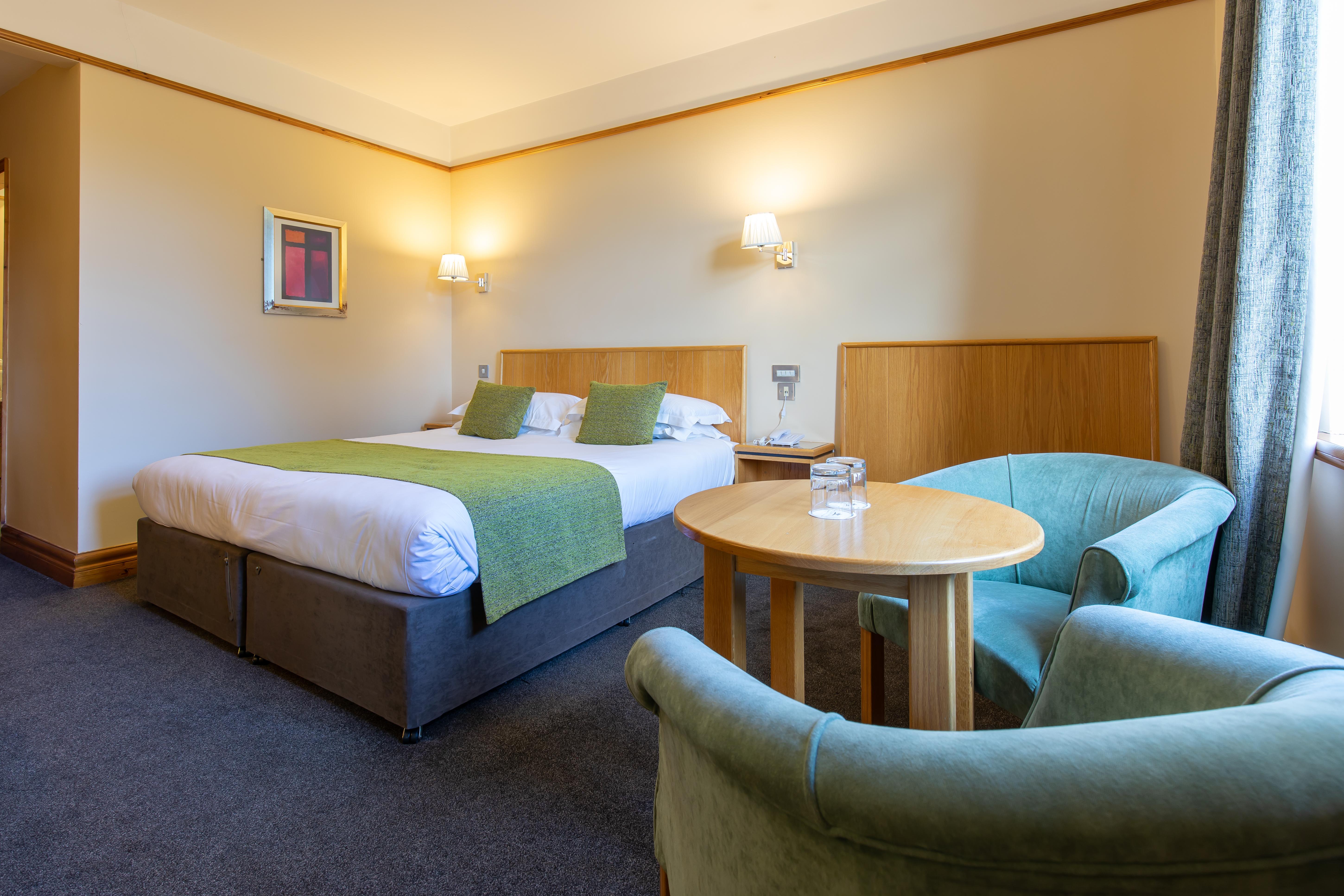 Tullamore Court Hotel Esterno foto